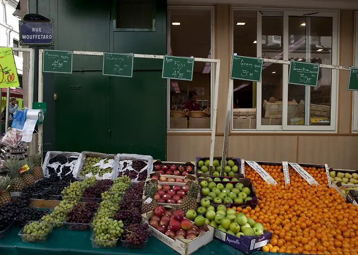 Oops! Latin Quarter By HiphophostelsHostel